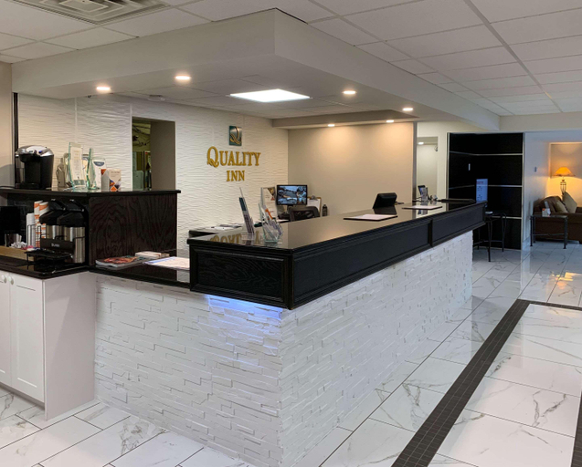 Public Area 2, Quality Inn & Conference Centre Downtown, Greater Sudbury