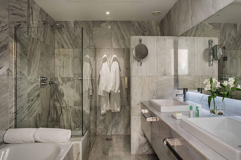 Bathroom 4, Hotel Rector, Salamanca