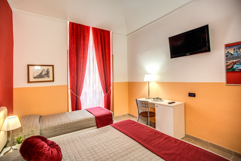 Bedroom 3, Magnifico, Roma