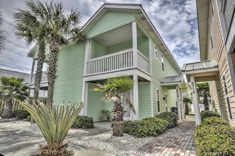 Exterior & Views 1, 6717 Beach Drive - 1977178, Bay