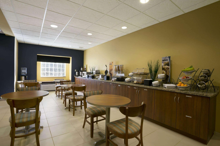 Food & Drinks 5, Quality Inn & Suites, Washington
