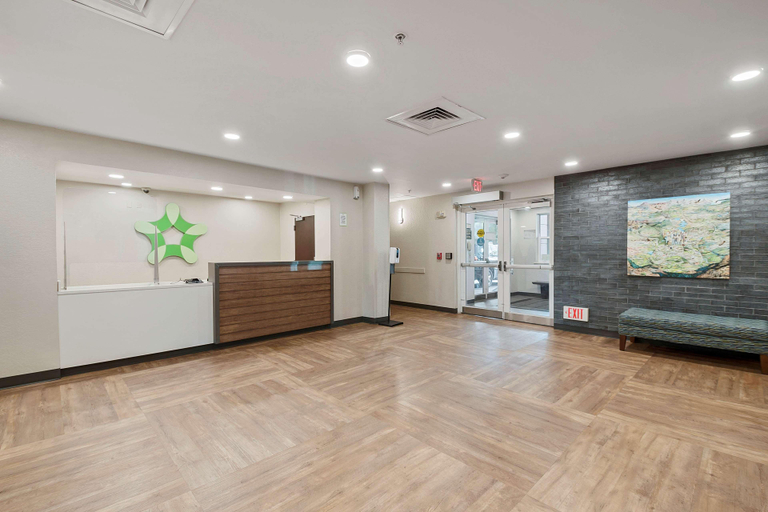 Public Area 2, Extended Stay America Miami - Coral Gables, Miami-Dade
