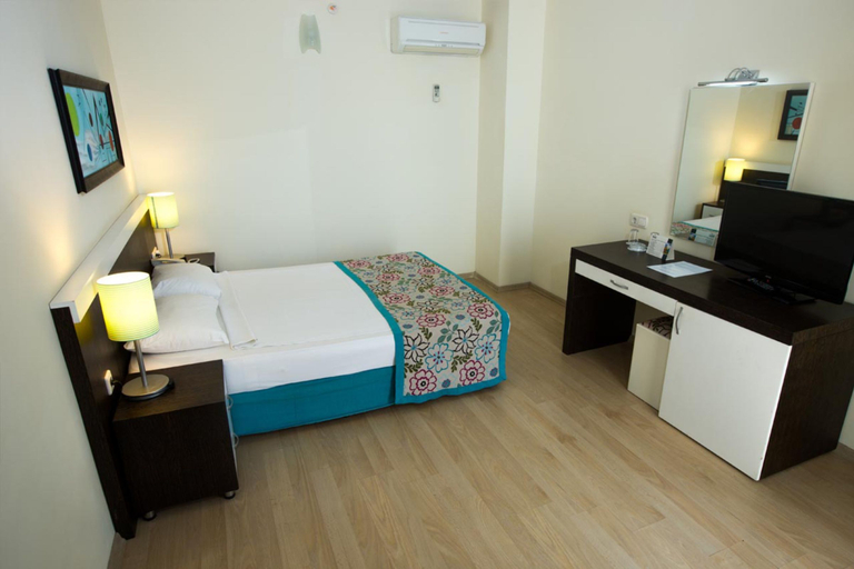 Bedroom 3, Dosi Hotel, Manavgat