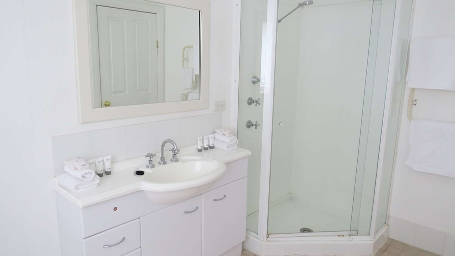 Bathroom 4, Best Western Plus Goulburn, Goulburn Mulwaree - Goulburn