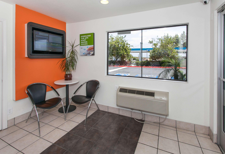 Public Area 2, Motel 6 Rosemead, CA - Los Angeles, Los Angeles
