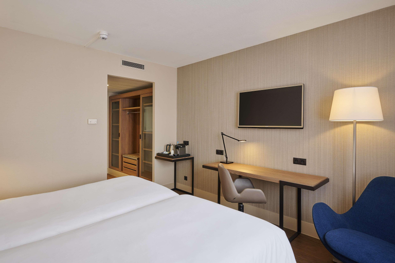 Bedroom 21