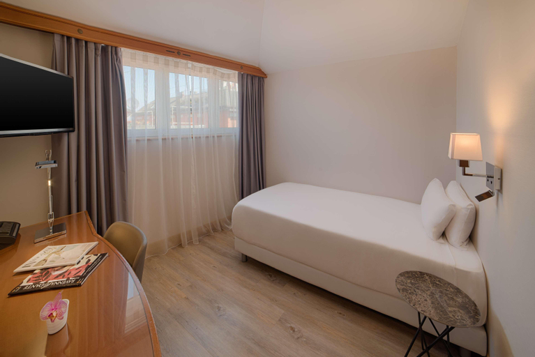 Bedroom 16