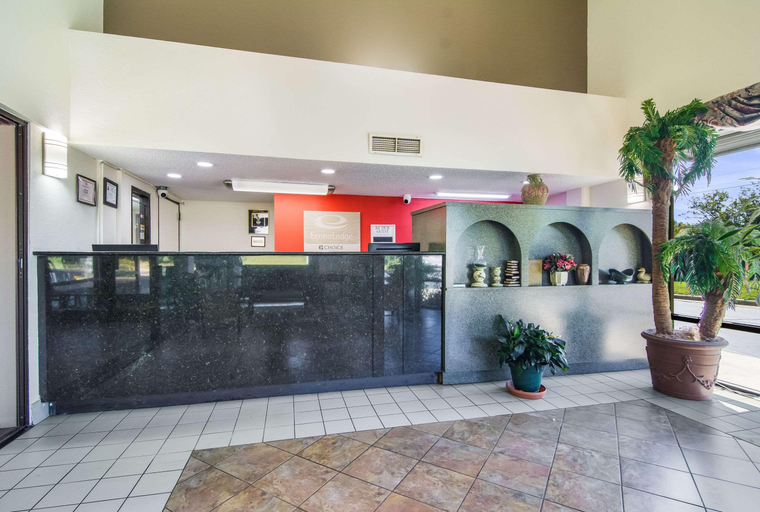 Public Area 2, Econo Lodge Garner - Raleigh, Wake