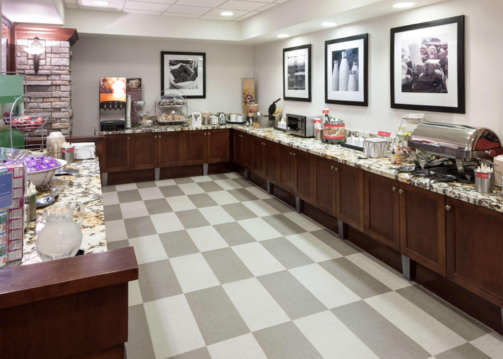 Food & Drinks 5, Hampton Inn & Suites I-25 South, El Paso