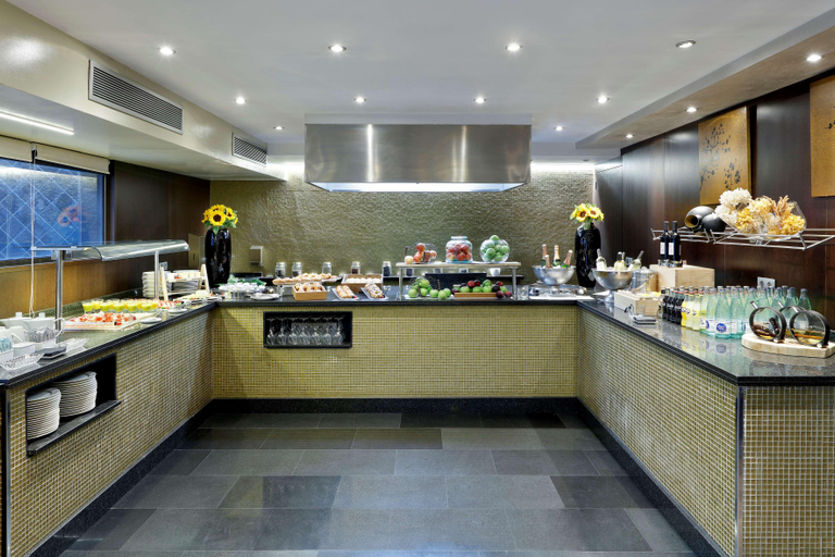 Others 5, Melia Barcelona Sarria, Barcelona