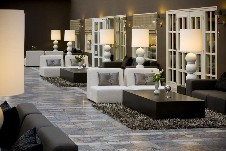 Public Area 3, Van der Valk Hotel Groningen - Zuidbroek A7, Menterwolde
