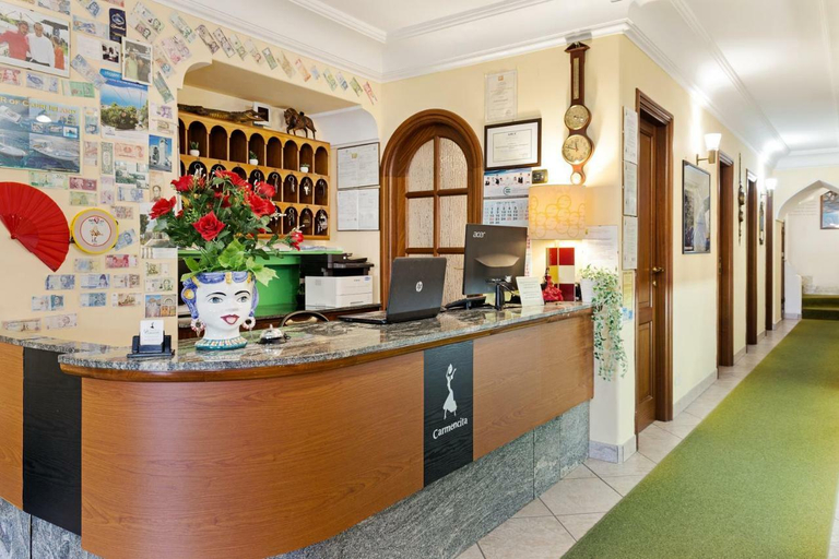 Public Area 4, Hotel Carmencita, Napoli