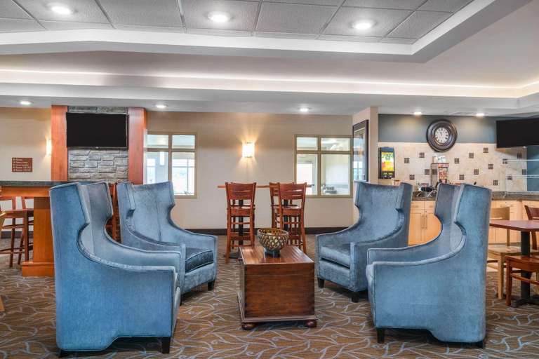 Public Area 3, AmericInn by Wyndham Windom, Cottonwood