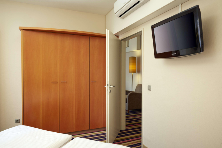 Bedroom 3, Sunday Hotel Köln Hürth, Rhein-Erft-Kreis