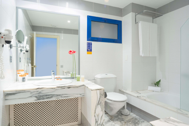 Bathroom 5, TUI BLUE Suite Princess (Adults Only), Las Palmas