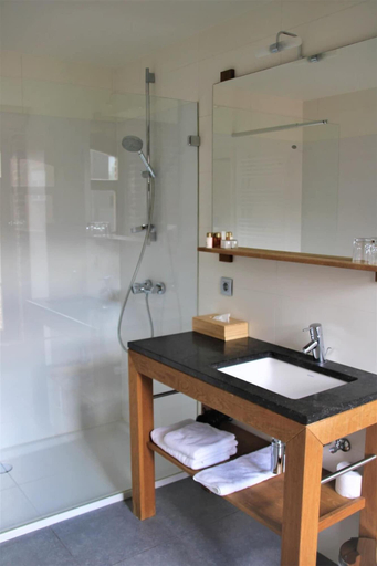 Bathroom 4, Hostellerie de Biek, Oost-Vlaanderen