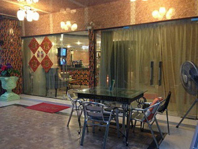 Public Area, Penang Palace, Khlong Toey
