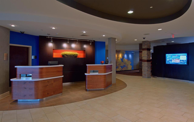 Public Area 2, Courtyard by Marriott Madison West Middleton, Dane