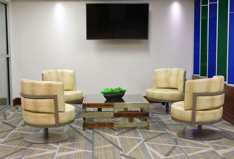 Public Area 4, Doubletree By Hilton Omaha Southwest, Douglas