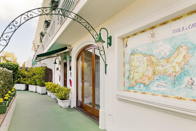 Exterior & Views 3, Hotel Carmencita, Napoli