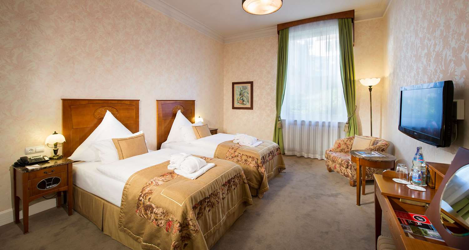 Bedroom 3, Das Palmenwald Schwarzwaldhof, BW Signature Collec, Freudenstadt