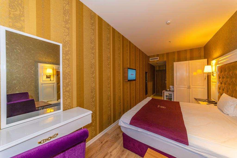 Bedroom 4, Harmony Hotel, Bakırköy
