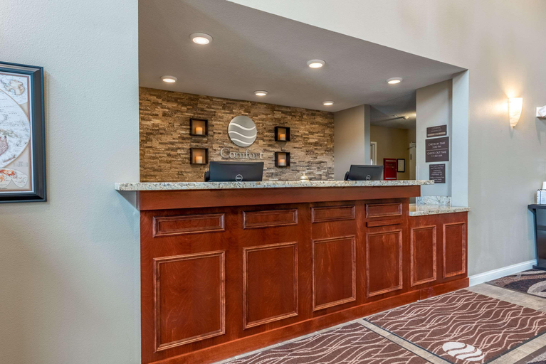 Public Area 2, AmeriVu Inn and Suites - Chisago City, Chisago