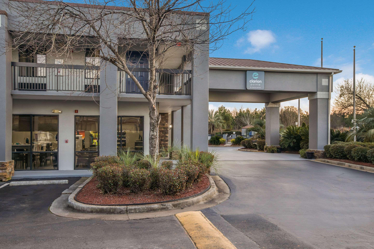 Exterior & Views 2, Clarion Pointe Forsyth I-75, Monroe