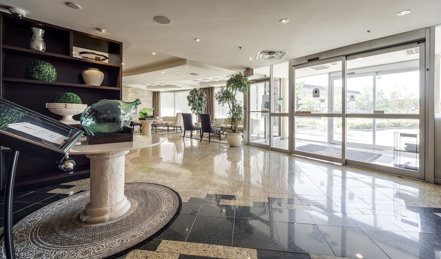 Public Area 2, Monte Carlo Inn Airport Suites, Peel