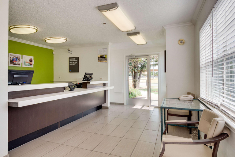 Public Area 3, Studio 6 North Richland Hills, TX - Fort Worth, Tarrant