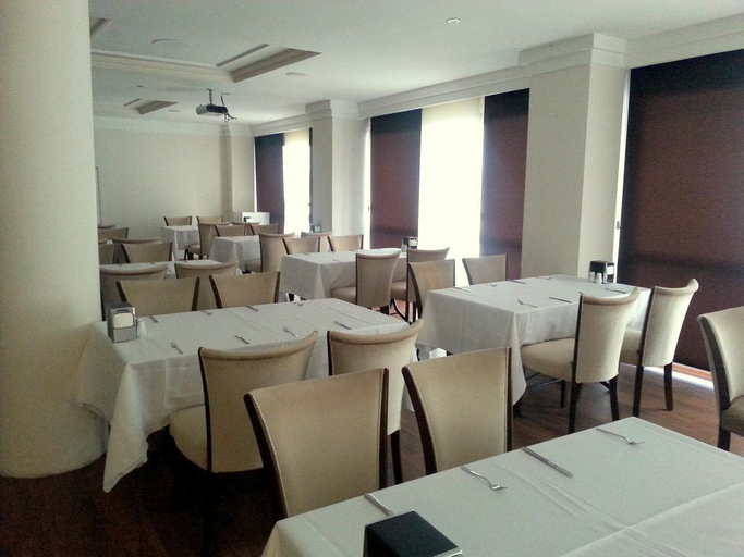 Food & Drinks, Ismira, Konak