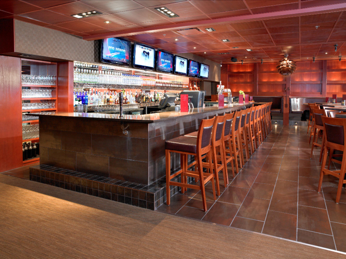 Food & Drinks 5, Coast Lethbridge Hotel & Conference Centre, Division No. 2