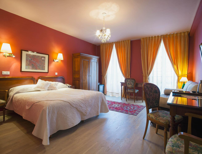 Bedroom 3, Hotel du Palais Bourbon, Paris