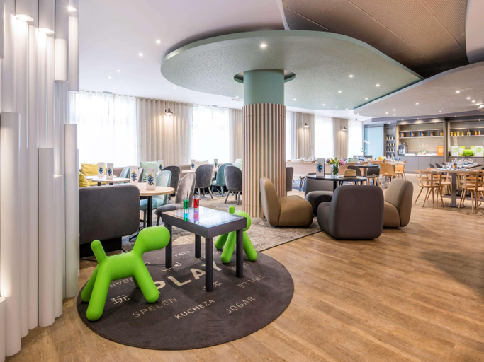 Public Area 4, Novotel Nice Centre, Alpes-Maritimes
