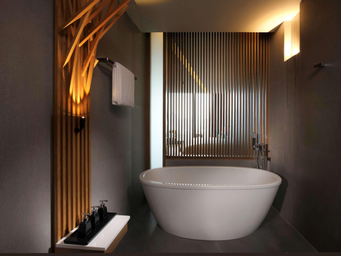 Bathroom 20
