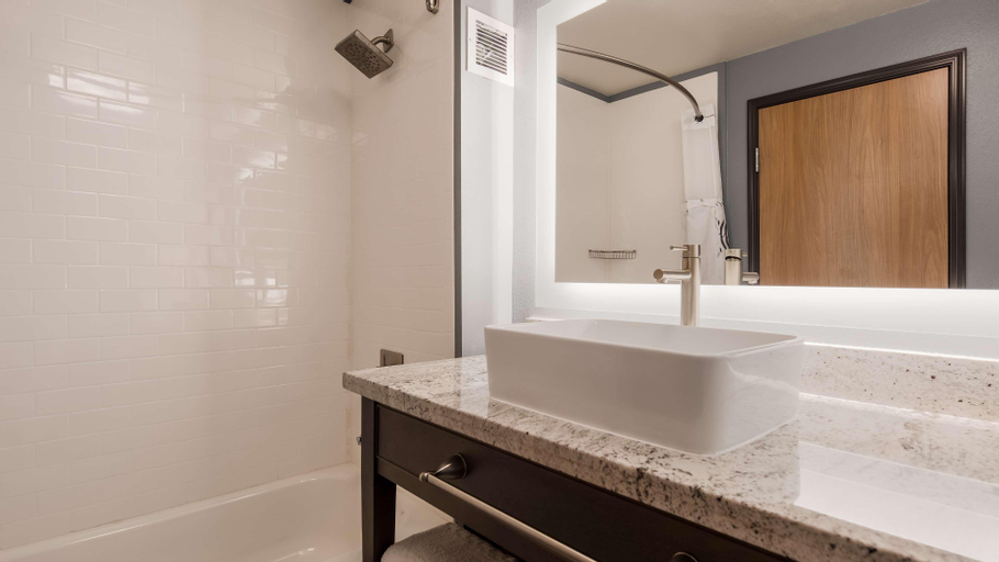 Bathroom 3