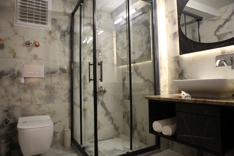 Bathroom 5, Aktas Hotel, Merkez