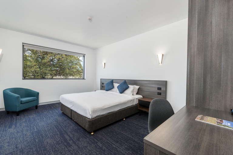 Bedroom 25