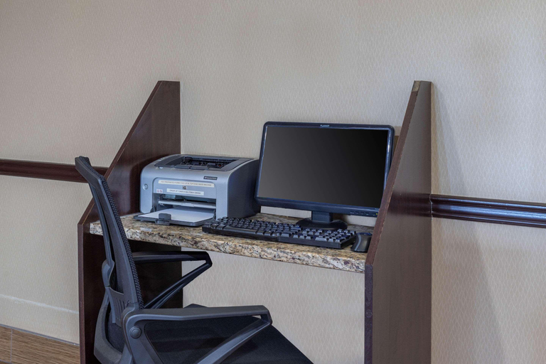 Public Area 2, Clarion Pointe Harrodsburg-Danville, Mercer