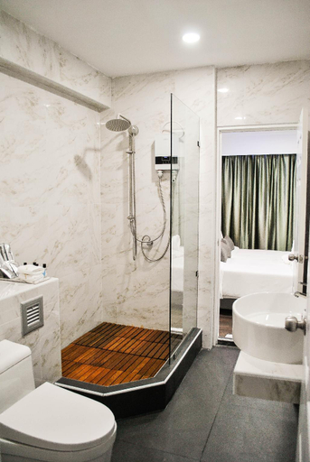 Bathroom 4, Siam Best Hotel, Ratchathewi