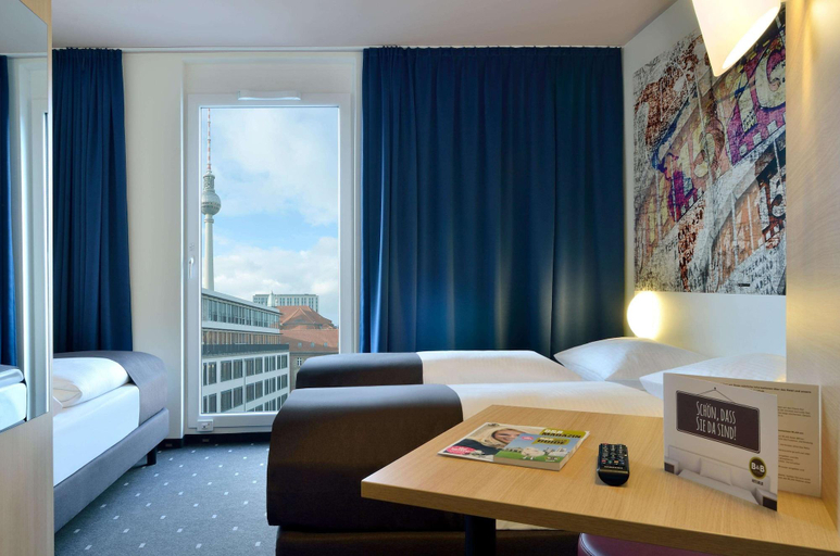 Bedroom 3, B&B Hotel Berlin-Alexanderplatz, Berlin