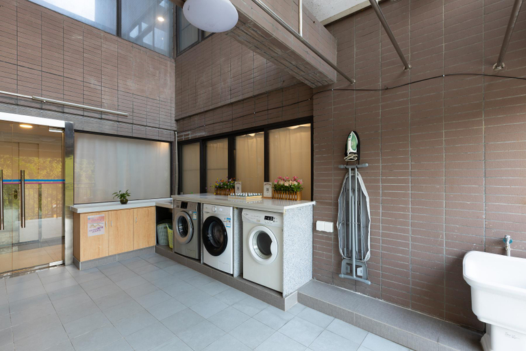Bathroom 4, HanTing Hotel (Foshan Midea Headquarters), Foshan