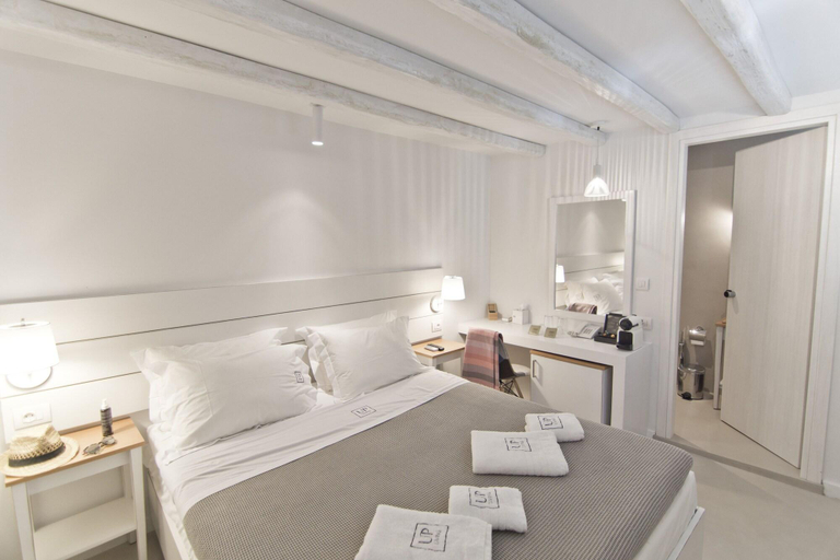 Bedroom 3, Lindos Comfy Suites, South Aegean