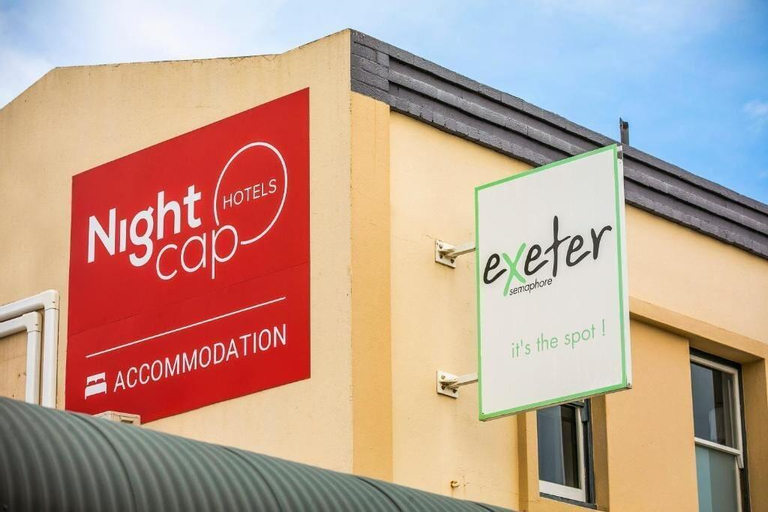 Nightcap at Exeter Hotel, Adelaide