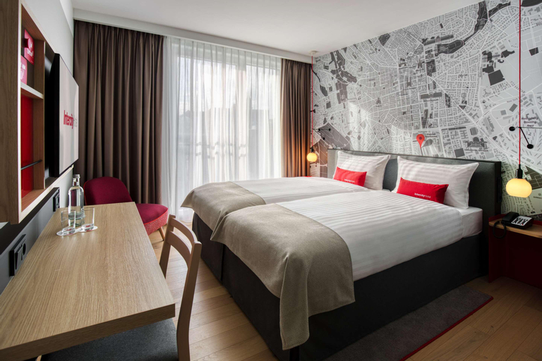 Bedroom 30