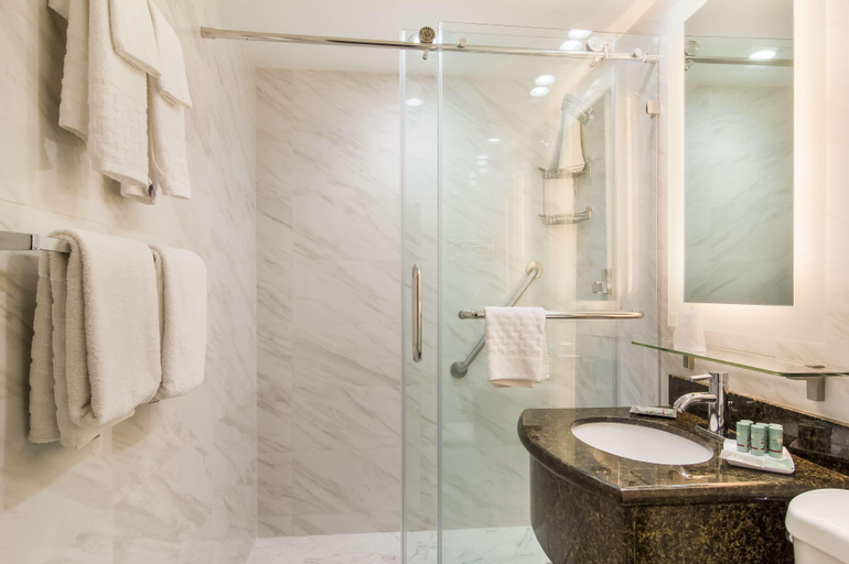 Bathroom 5