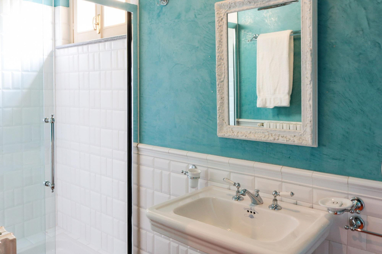 Bathroom 5, Relais Vimercati, Cremona