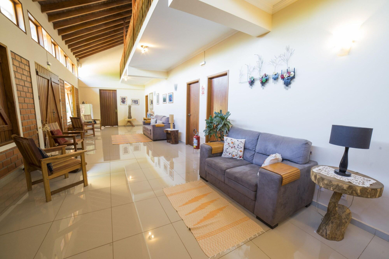 Public Area, Pousada Galeria Artes, Bonito