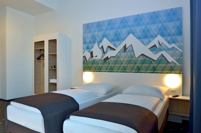 Bedroom 30