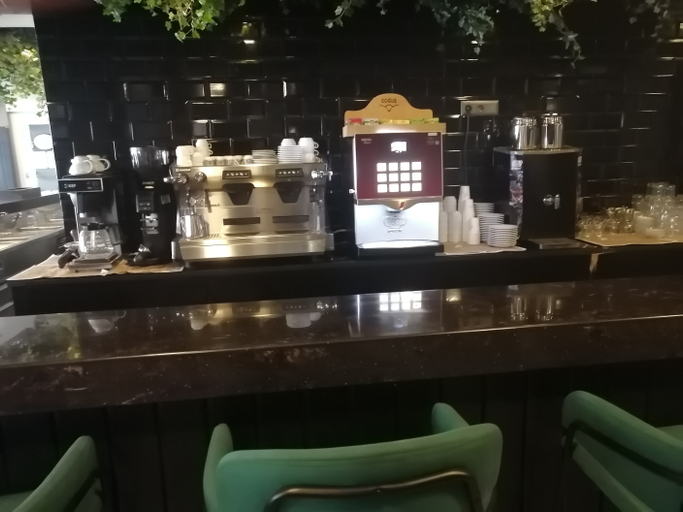 Food & Drinks 5, Falcon 1511, Antalya